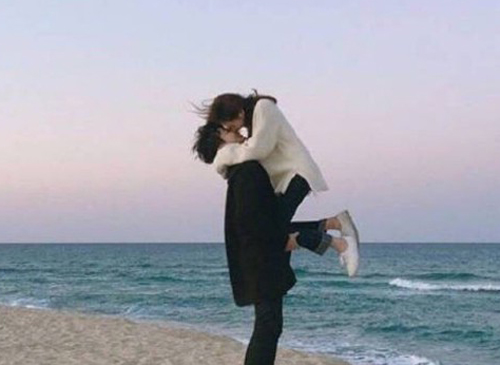 能接受女尊男卑才去爱这些星女吧